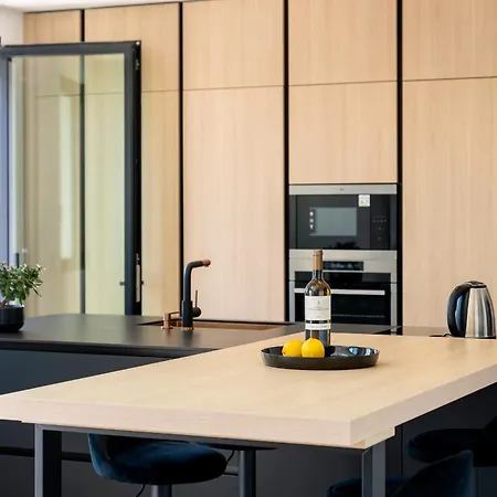 Villa Monégasque, élégance Et Modernité Sérignan