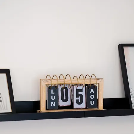 Monégasque, élégance Et Modernité