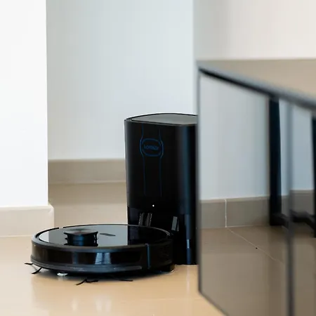 Monégasque, élégance Et Modernité