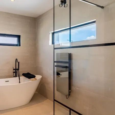 ヴィラ Monegasque Elegance & Exclusive Seaside Getaway Sérignan