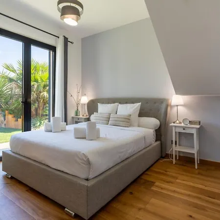 Monegasque Elegance & Exclusive Seaside Getaway