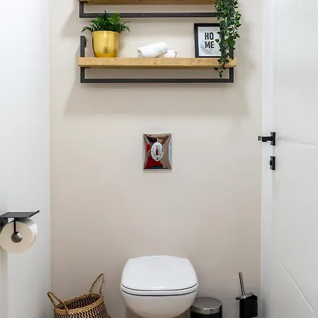 Monegasque Elegance & Private Pool Sérignan