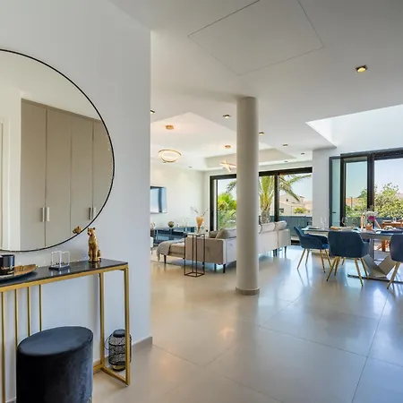 Villa Monegasque, Elegance Et Modernite *