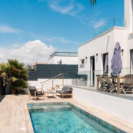 Monegasque Elegance & Private Pool Villa