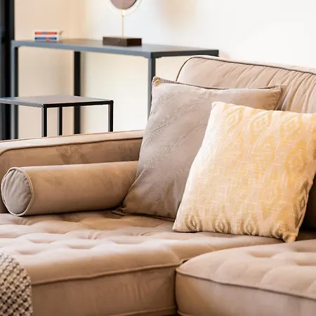 Monegasque Elegance & Private Pool Villa