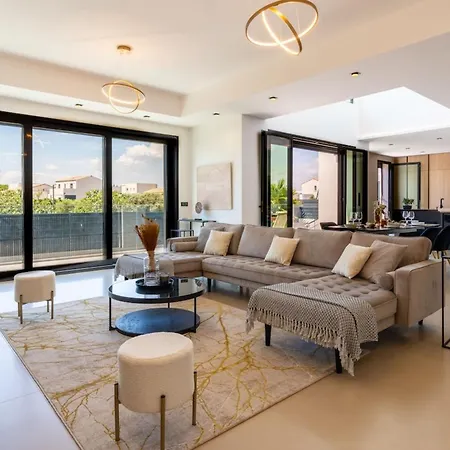 Monegasque Elegance & Private Pool